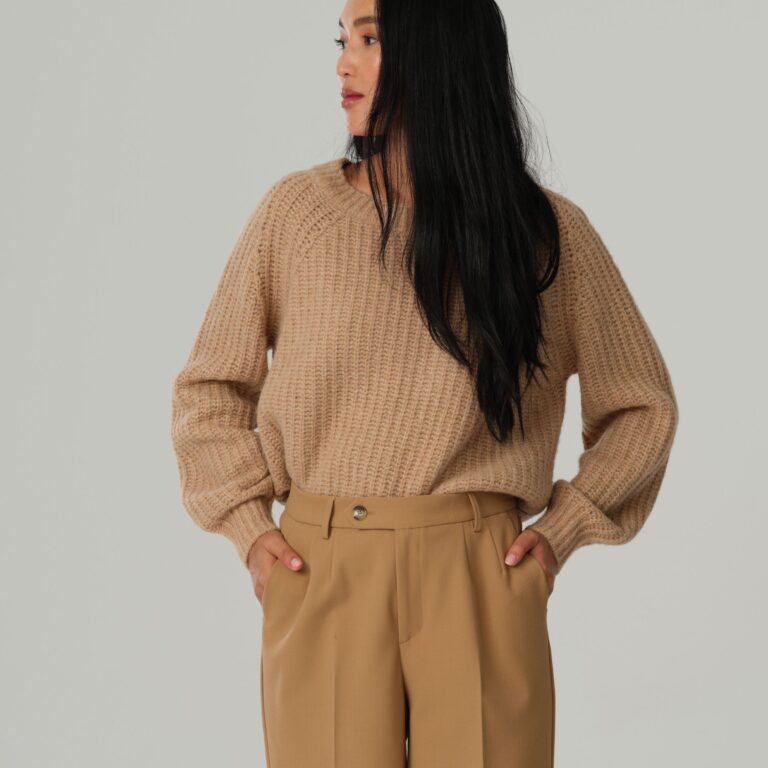 5583 Erika Boat Neck Sweater