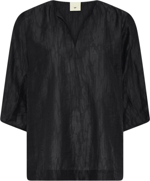 576 Tailer Blouse