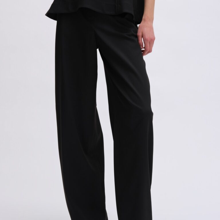 Cocoon Suiting Pants