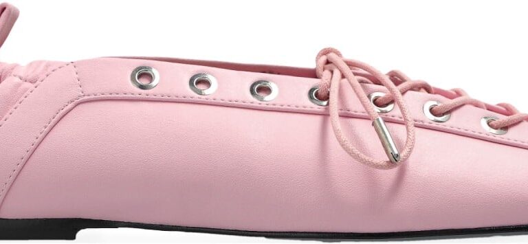 Eyelets Lace Up Ballerina Grained