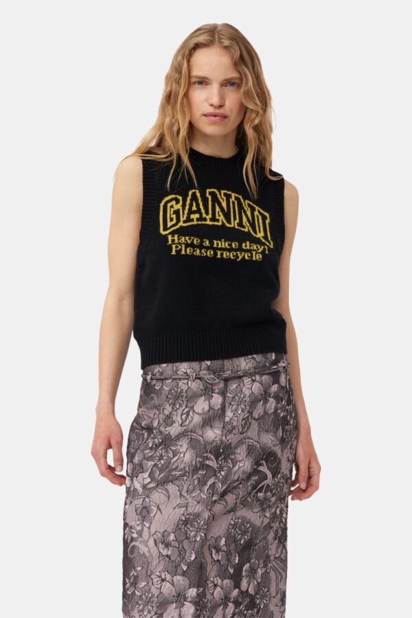 Graphic Oneck Vest