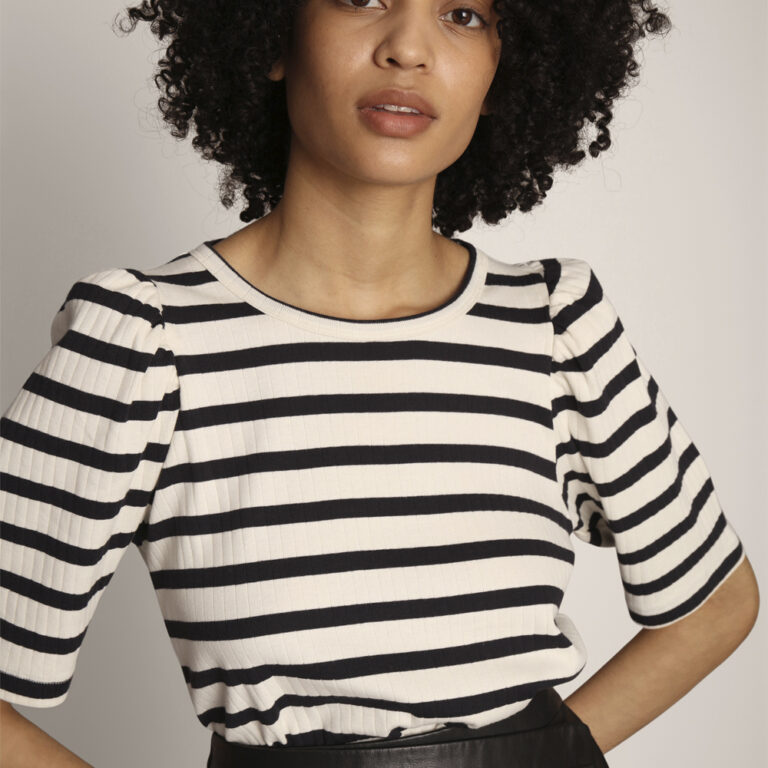 Jikolaz Organic Cotton Tshirt