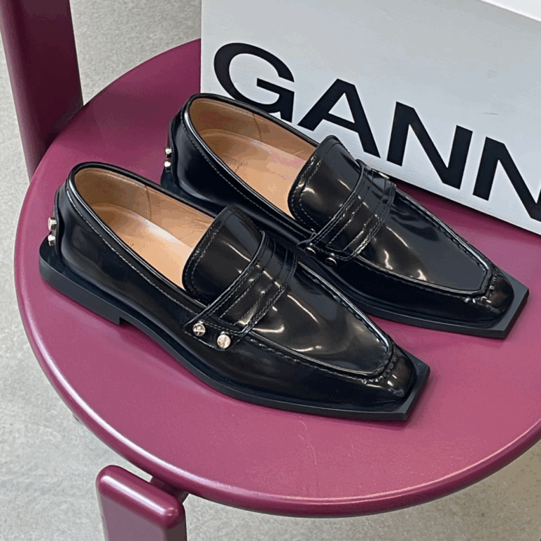 Studs Square Toe Loafer Box Oleatex S3178 - Black - GANNI - Sort 36