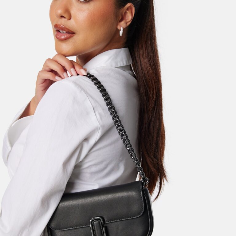 The Mini Shoulder Bag