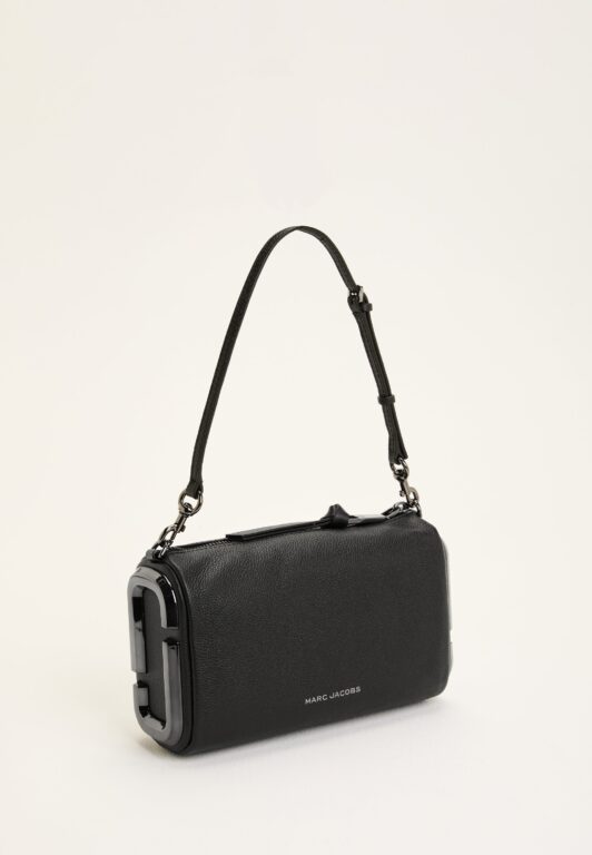 The Snapshot Shoulder